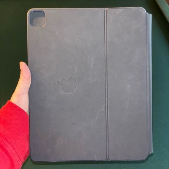 Apple Magic Keyboard for iPad Pro 12” - Picture 2 of 4